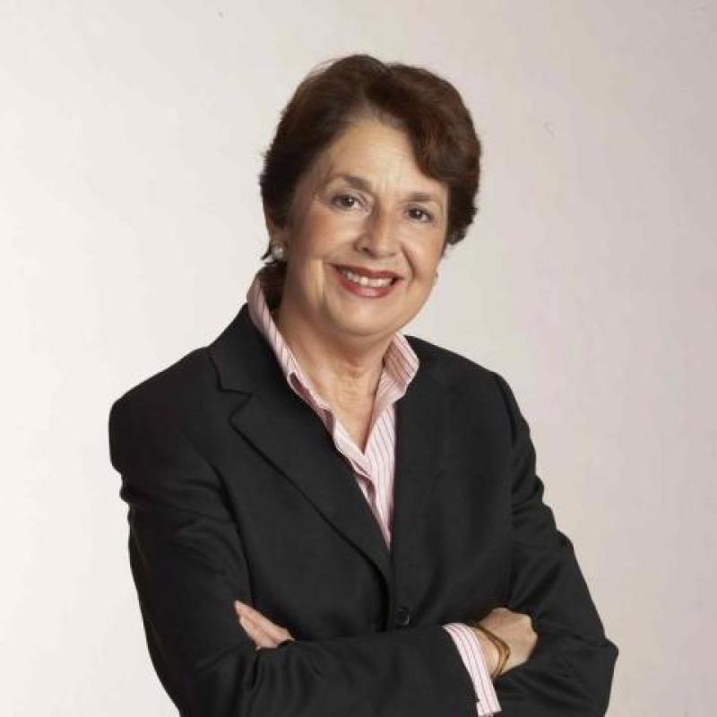 Aída Álvarez Headshot